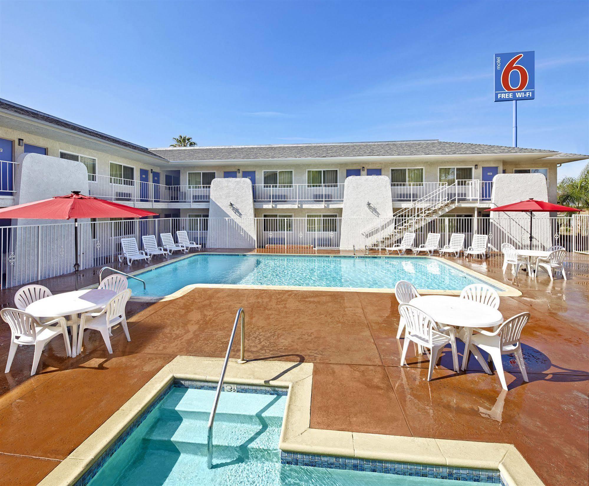 Motel 6-Redlands, Ca ภายนอก รูปภาพ
