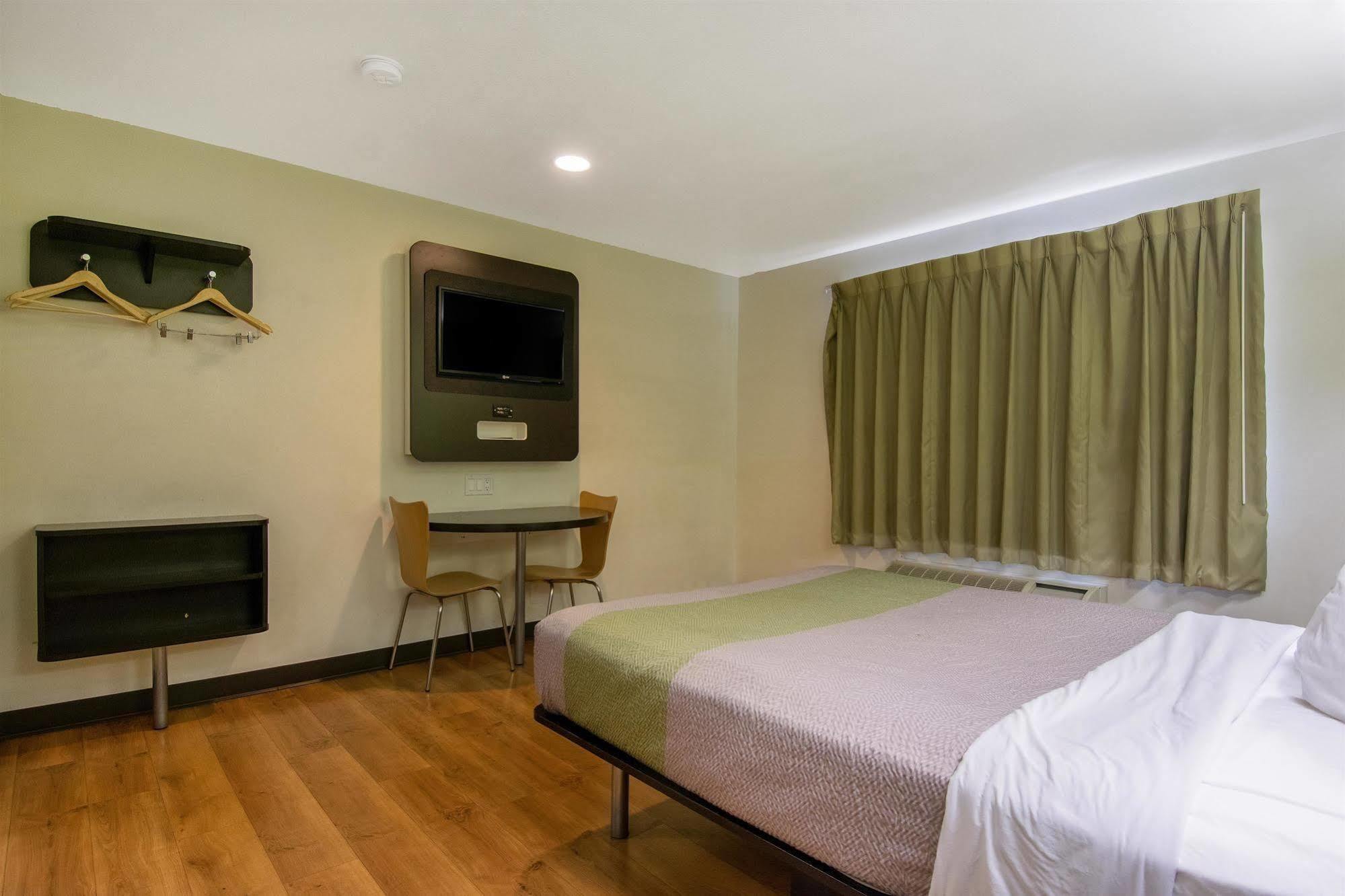 Motel 6-Redlands, Ca ภายนอก รูปภาพ