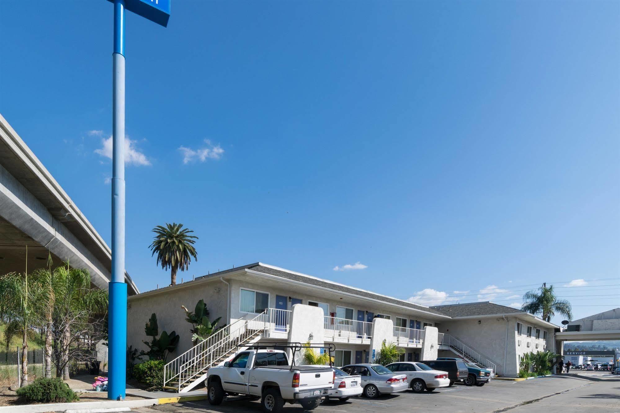 Motel 6-Redlands, Ca ภายนอก รูปภาพ